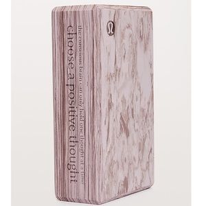 lululemon yoga block